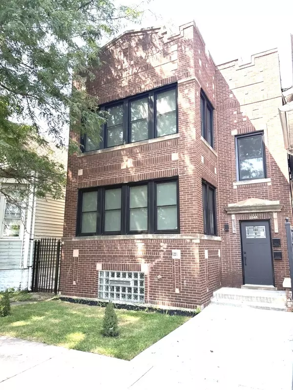 1048 W Marquette RD, Chicago, IL 60621