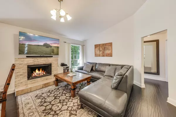 Island Lake, IL 60042,4504 Vista DR