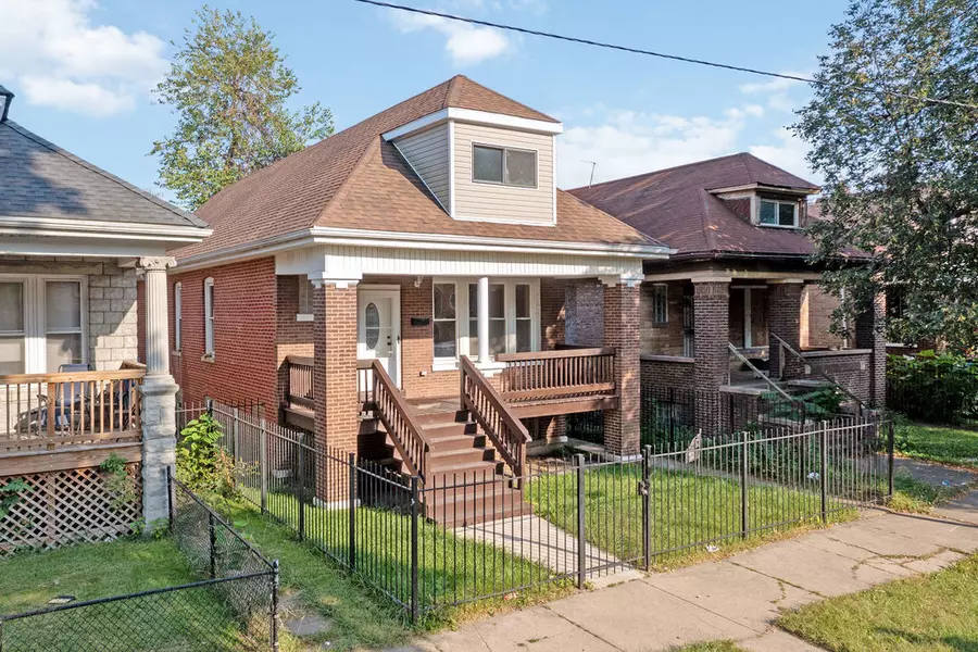 7529 S Peoria ST, Chicago, IL 60620
