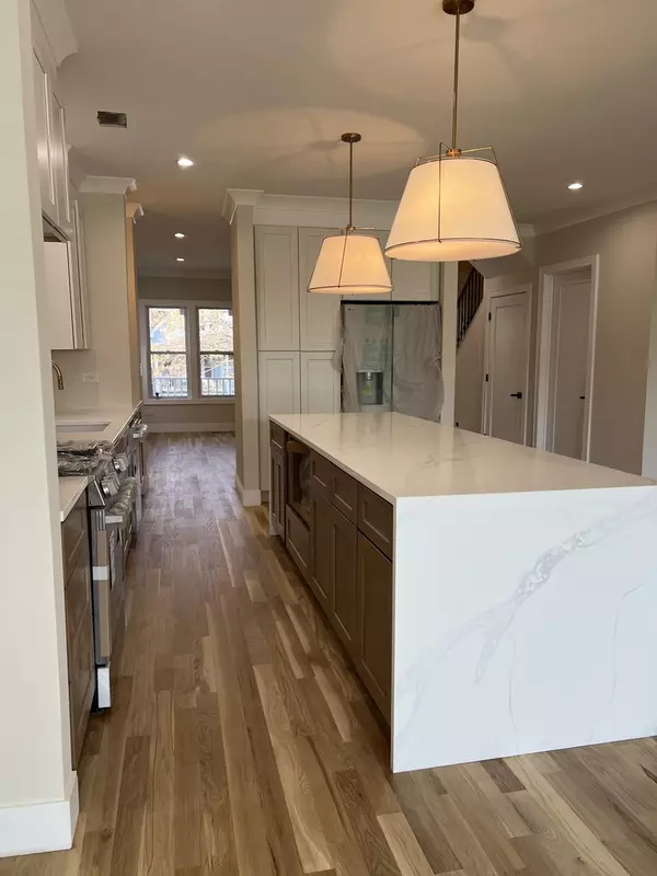 Chicago, IL 60647,2529 N Lawndale AVE