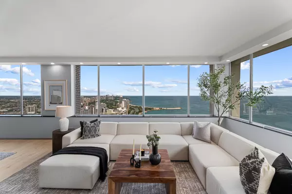 Chicago, IL 60611,1000 N Lake Shore PLZ #49A