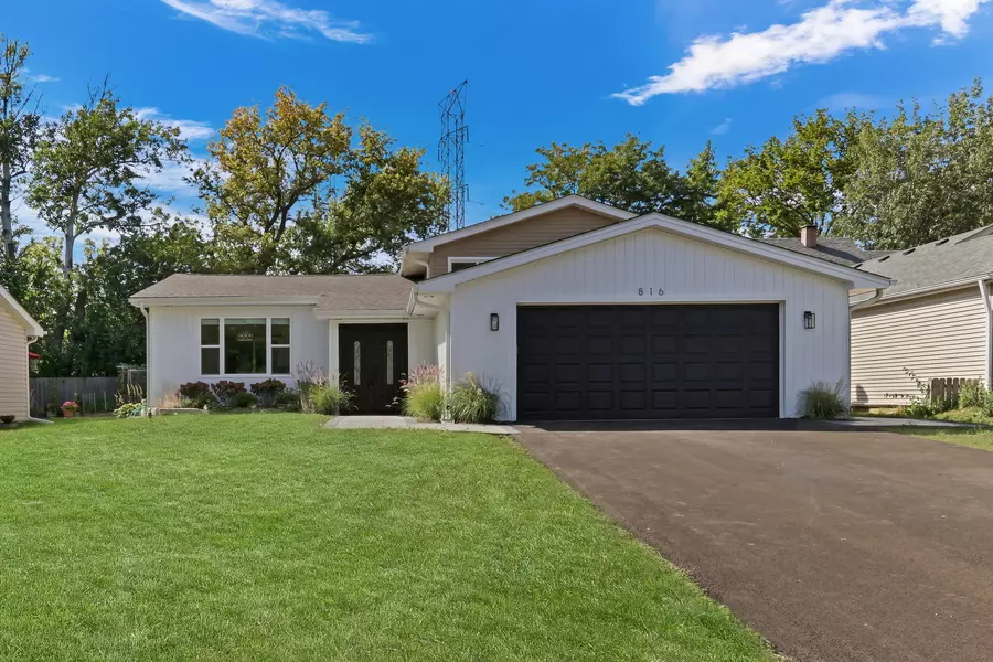 816 Juneway AVE, Deerfield, IL 60015
