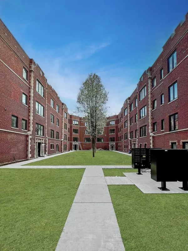 1337 W Estes AVE #3C, Chicago, IL 60626