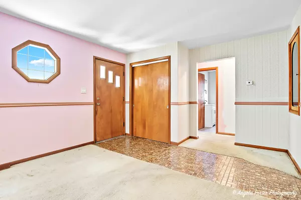 Zion, IL 60099,1810 21st ST