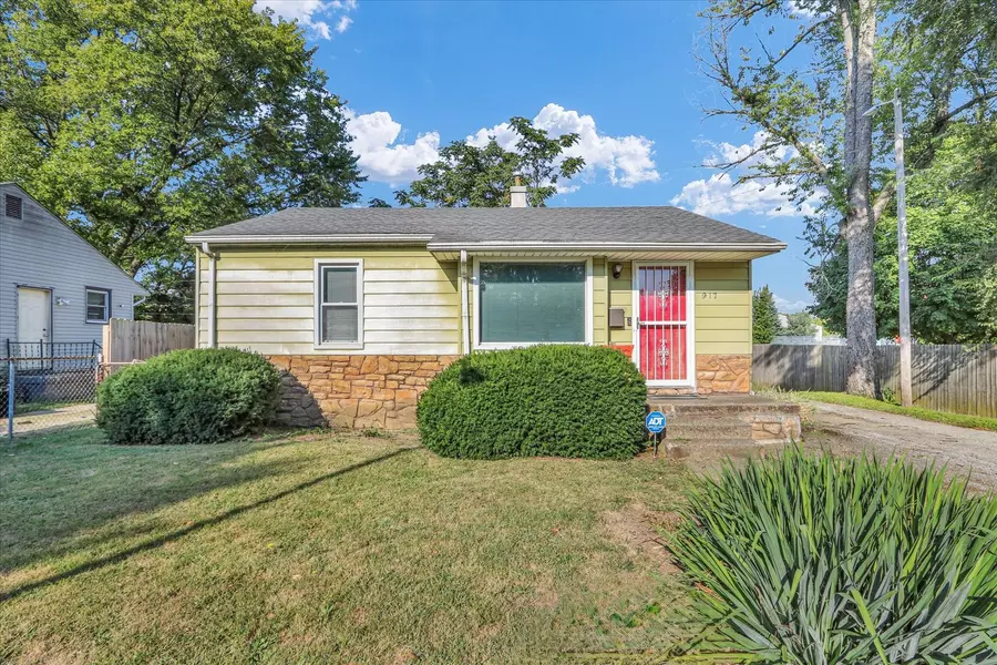 917 N Harvey ST, Urbana, IL 61801