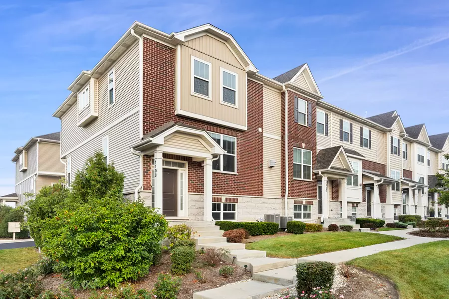 1108 Evergreen AVE, Des Plaines, IL 60016