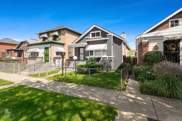 9549 S Calumet AVE, Chicago, IL 60628