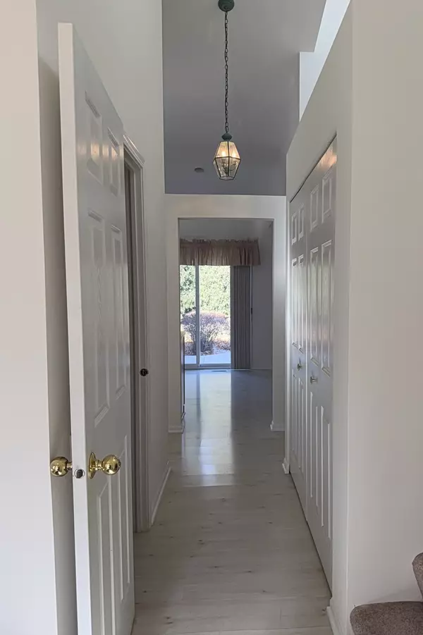 Elgin, IL 60123,Address not disclosed