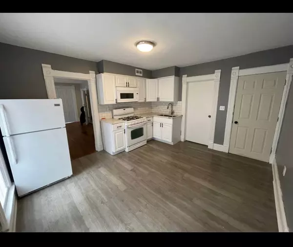 Rockford, IL 61104,1710 7th ST