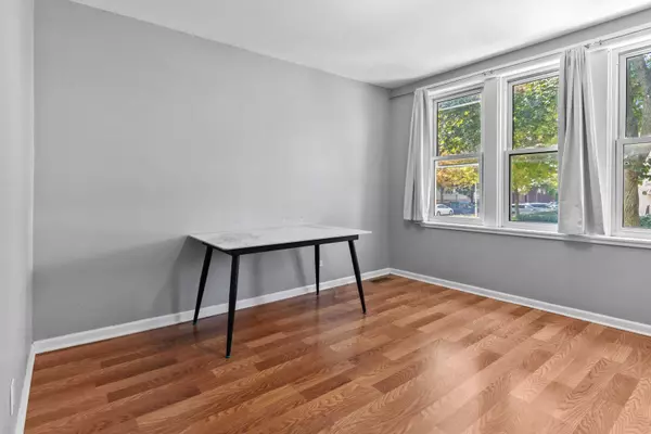 Chicago, IL 60616,3357 S Emerald AVE