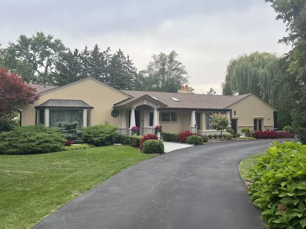 Lake Forest, IL 60045,1122 S Estate LN