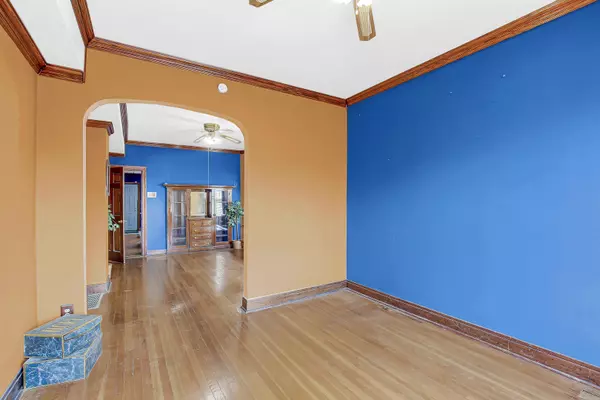 Chicago, IL 60636,1240 W 73rd PL