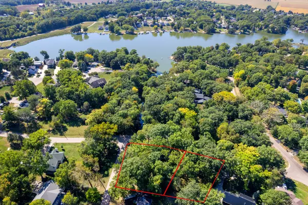Lake Holiday, IL 60548,787 Barbara DR