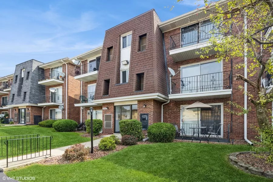 11953 S Lawndale AVE #5B2, Alsip, IL 60803