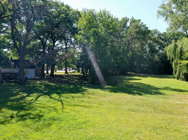 Grayslake, IL 60030,18238 W Gages Lake RD