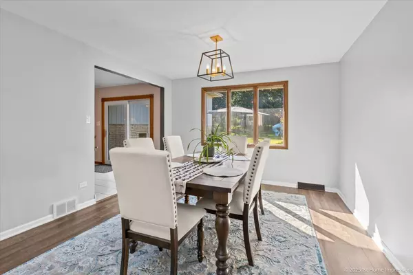 Orland Park, IL 60462,8841 Briarwood LN