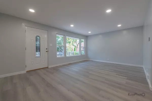 Chicago, IL 60632,4149 S Rockwell ST