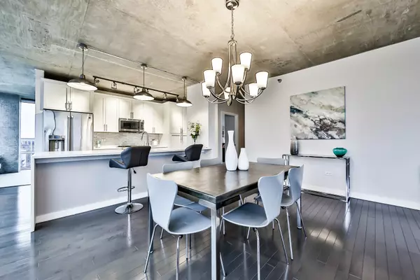 Chicago, IL 60607,611 S WELLS ST #1903