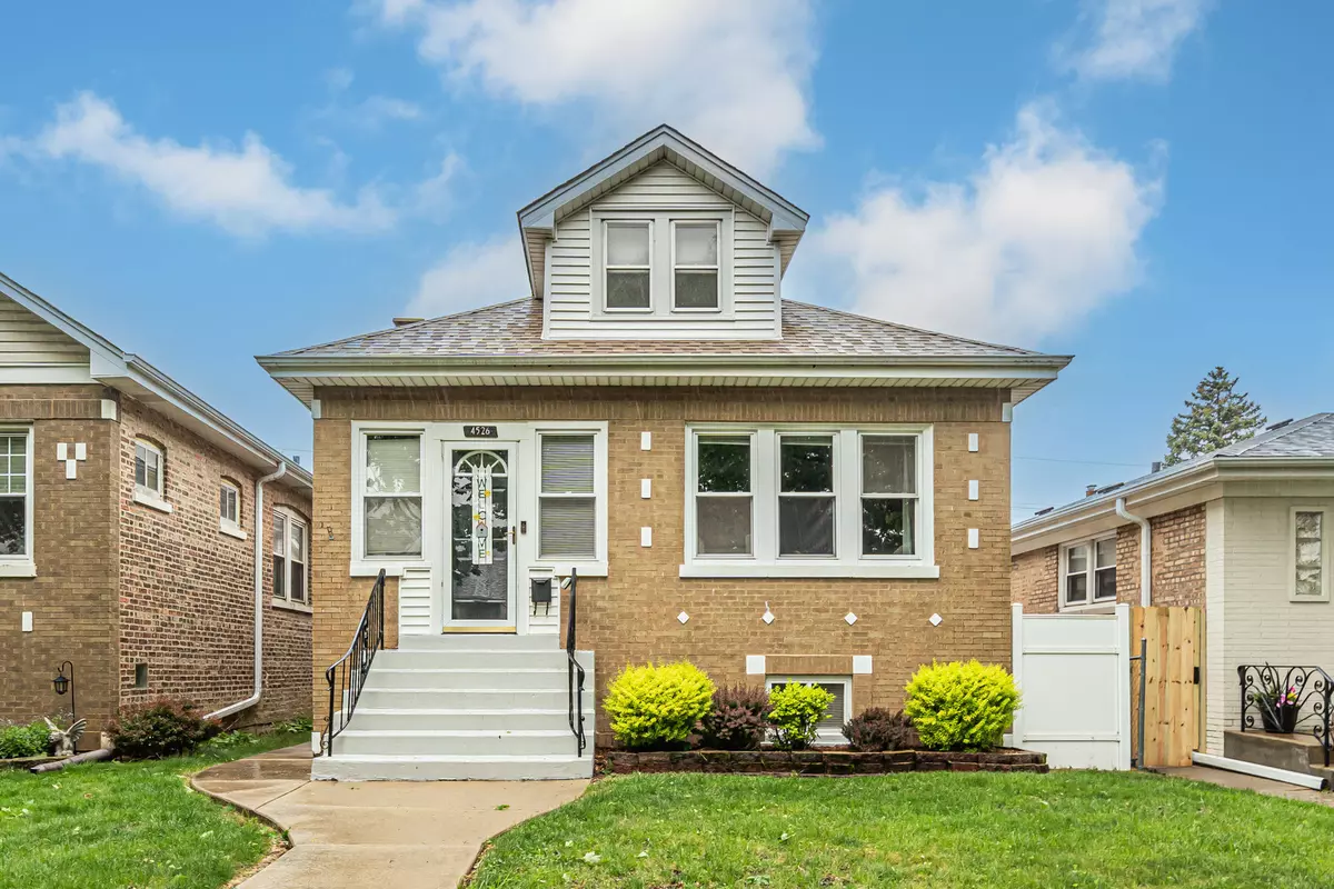 Chicago, IL 60630,4526 N Mobile AVE