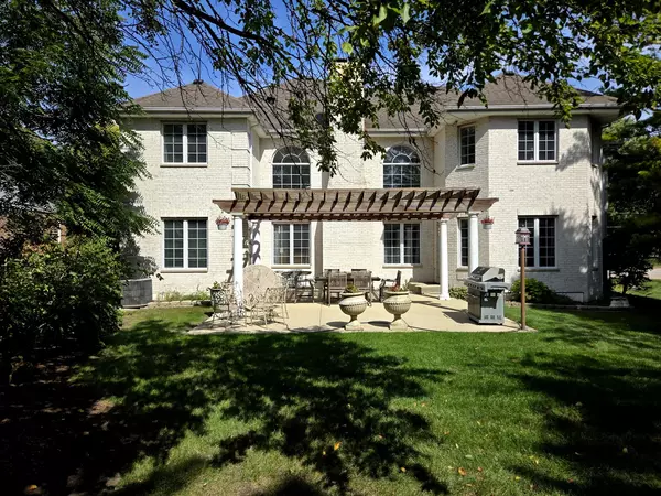 Palatine, IL 60067,4941 Emerson AVE