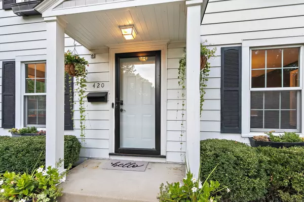 St. Charles, IL 60174,420 Gray ST