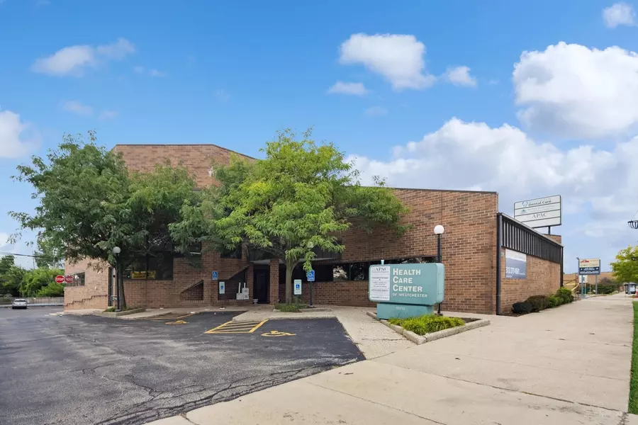 10215 Roosevelt RD #103, Westchester, IL 60154