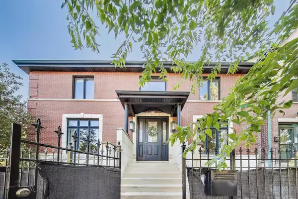 2047 N Honore ST, Chicago, IL 60614