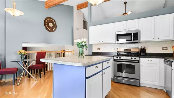 New Lenox, IL 60451,2758 Bluestone Bay DR