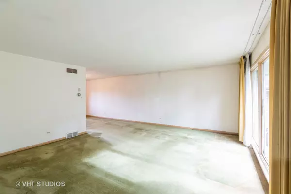 Chicago Heights, IL 60411,818 Thomas ST