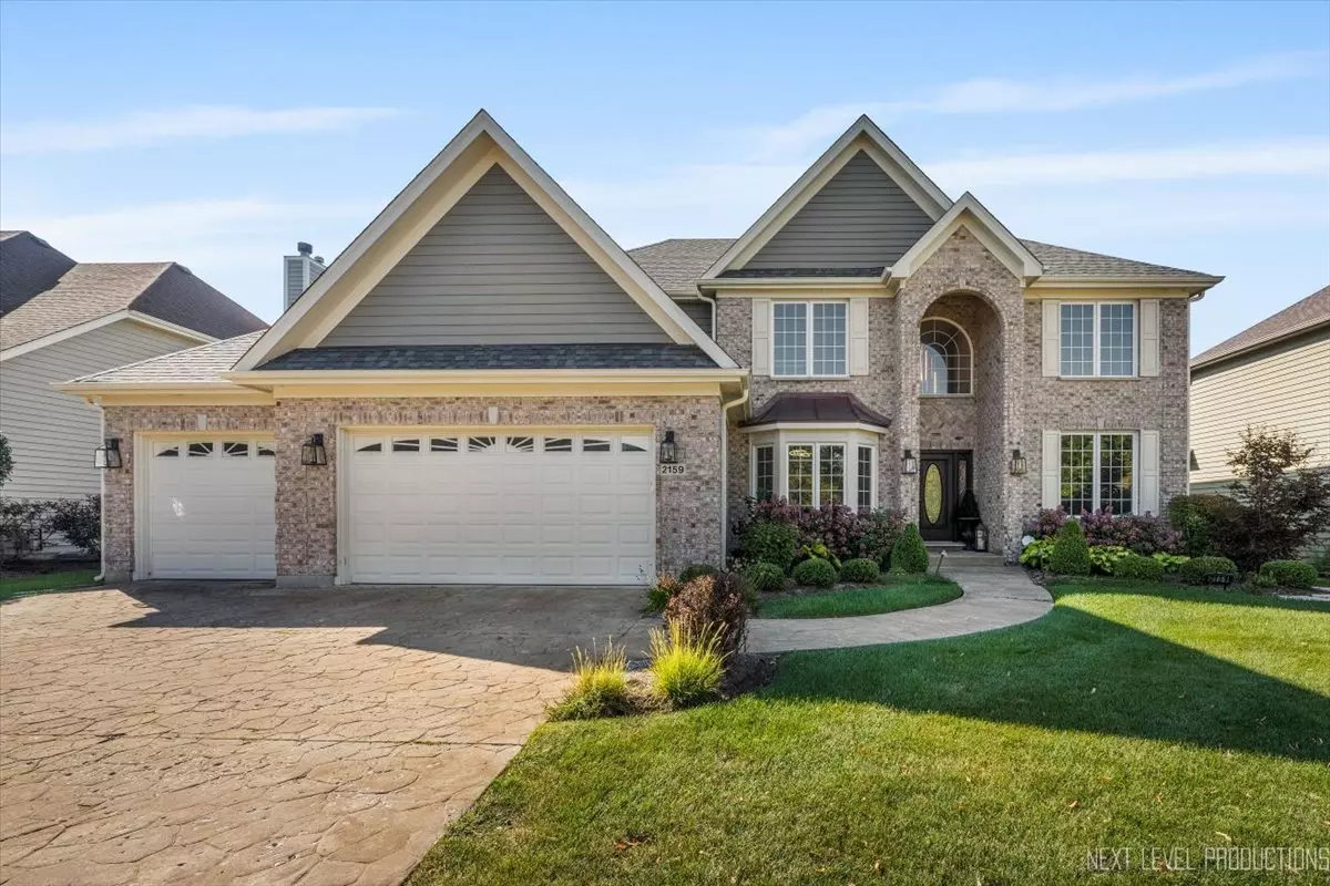 South Elgin, IL 60177,2159 Sutton DR