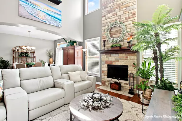 Antioch, IL 60002,1020 Inverness DR