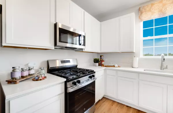 Antioch, IL 60002,1245 Prairie Ridge TRL