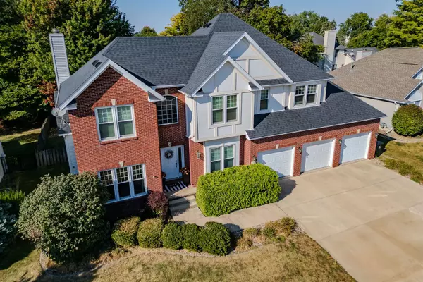 4 Scofield CT, Bloomington, IL 61704