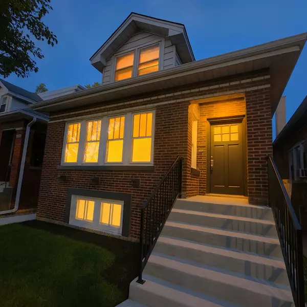 Chicago, IL 60634,4055 N Marmora AVE