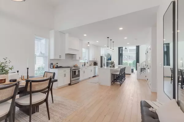 Lemont, IL 60439,16500 Kayla DR