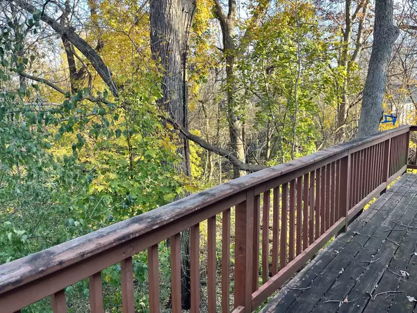 Cary, IL 60013,2728 Crystal Lake RD