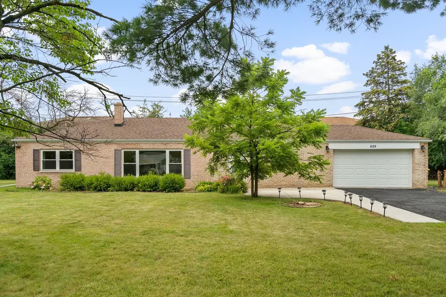 629 W Edgewood RD, Lombard, IL 60148