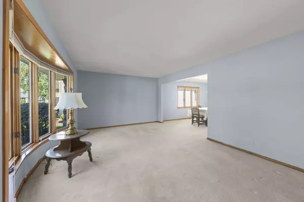 Crestwood, IL 60418,14051 E Laramie CT