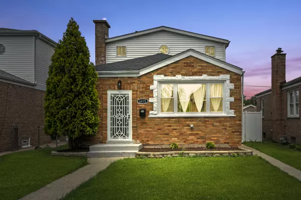 Bellwood, IL 60104,3415 Adams ST