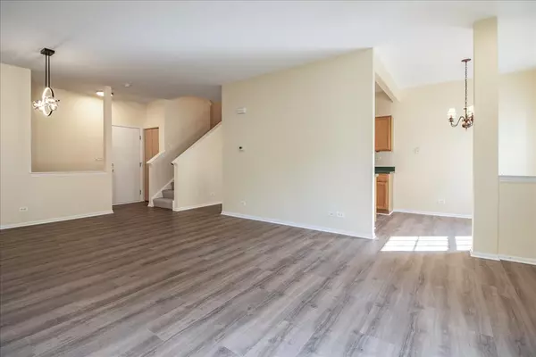 Aurora, IL 60502,2306 Reflections DR