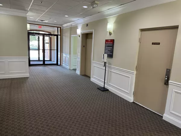 Champaign, IL 61821,1701 Broadmoor DR #230