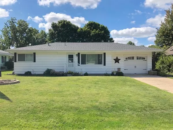 303 E Mckinley ST, Philo, IL 61864