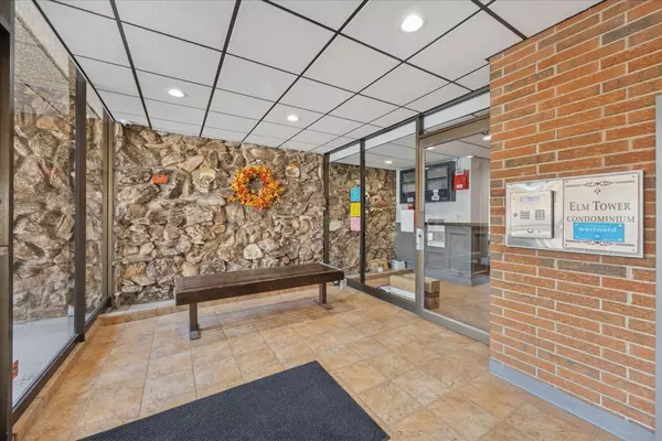 Elmwood Park, IL 60707,7830 W North AVE #415
