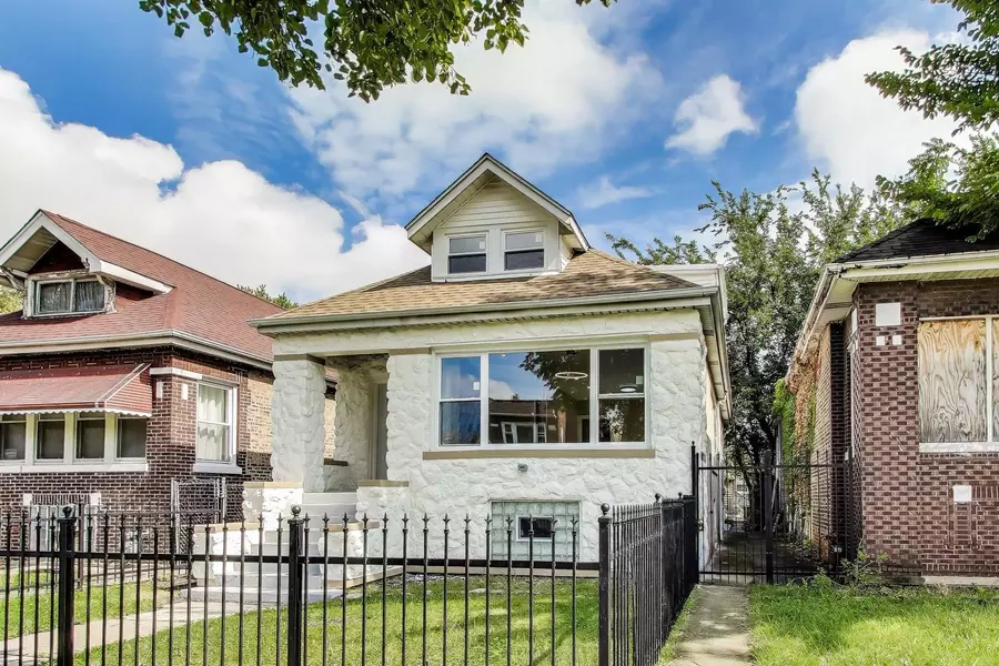 7529 S Carpenter ST, Chicago, IL 60620