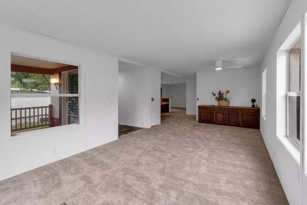 Crystal Lake, IL 60014,438 Golf View DR
