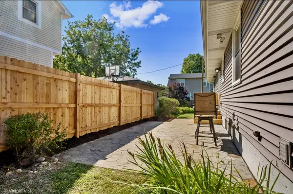 Downers Grove, IL 60515,509 Gierz ST