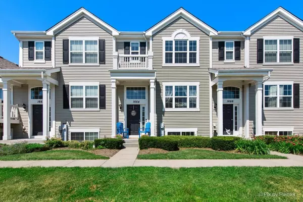 1664 Ruby DR, Pingree Grove, IL 60140