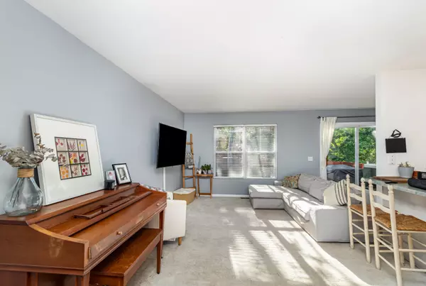 Woodstock, IL 60098,1401 Rhett PL