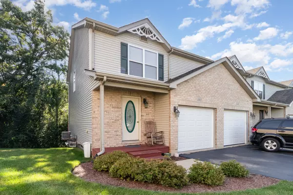 Woodstock, IL 60098,1401 Rhett PL