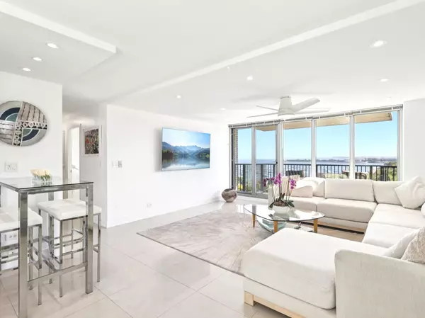 Chicago, IL 60601,400 E Randolph ST #1119-20